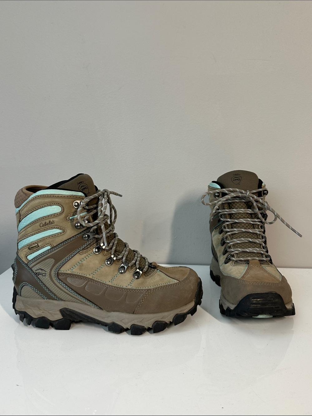 Cabela’s XPG Gore-Tex Women’s Insulated Waterproof Hiking Boots Size 8 Gorpcore